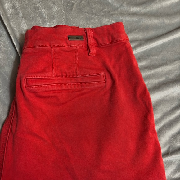 BKE Women's Shorts - Picture 3 of 3